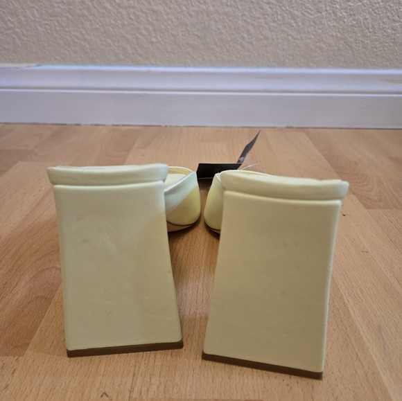 Yellow block square toe heels - Picture 5 of 7